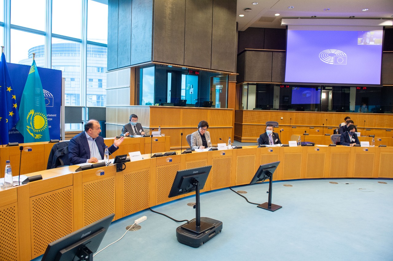 В Брюсселе мажилисмены обсудили вопросы сотрудничества с депутатами Европарламента 