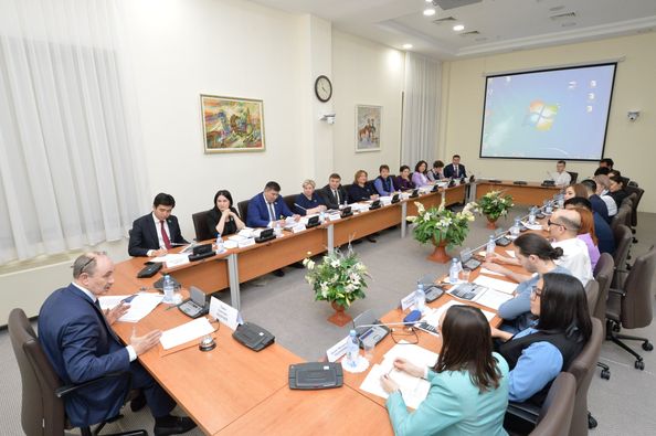 Встреча с общественным фондом «Молодежная информационная служба Казахстана»