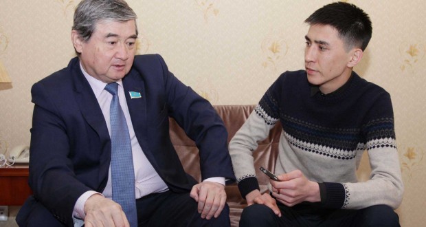Саяси мәдениет жетіліп, парламентаризм күшейіп келеді