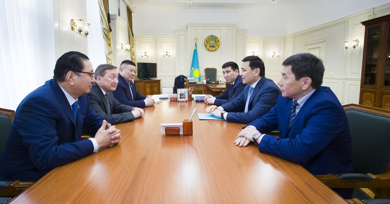 02.04.2018 ж. Батыс Қазақстан облысының әкімі А.Көлгіновпен кездесу