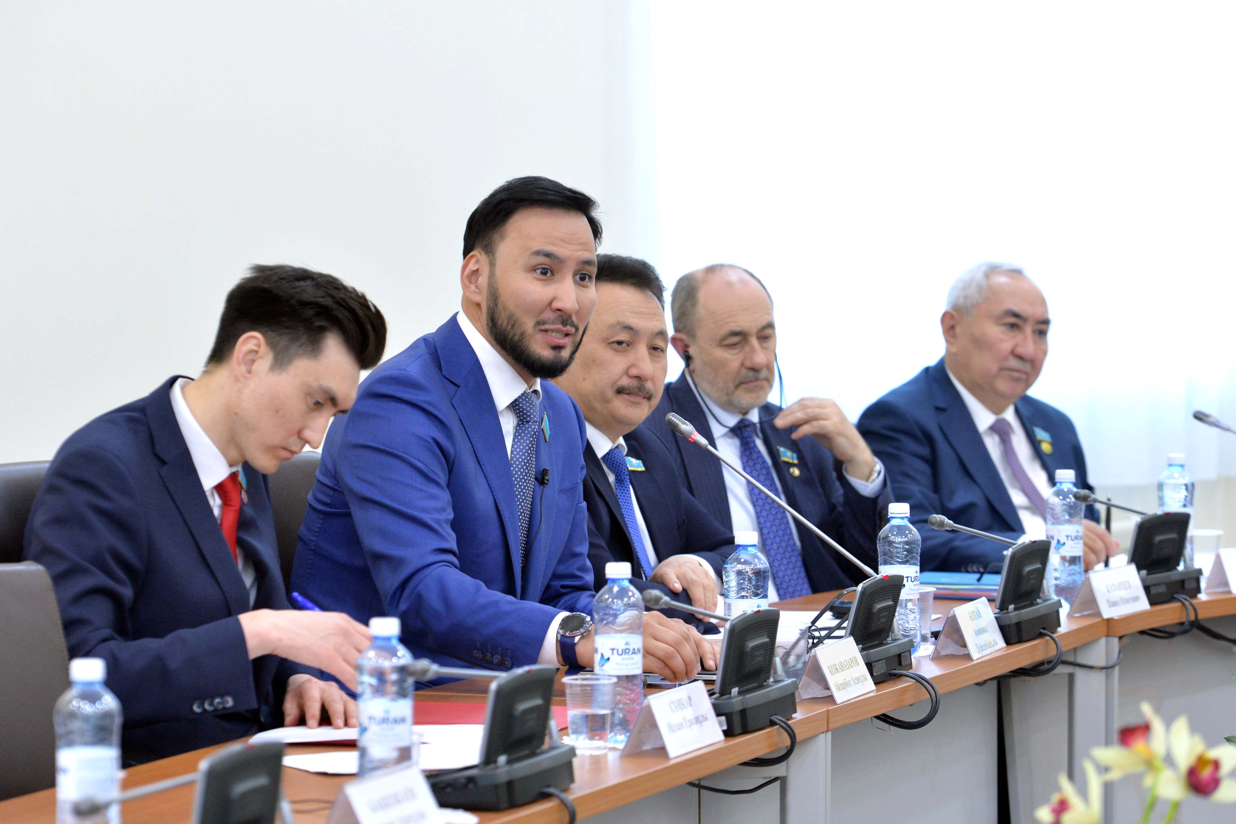 Қазақстан Республикасы Парламенті Мәжілісі Аграрлық мәселелер комитетінің отырысы