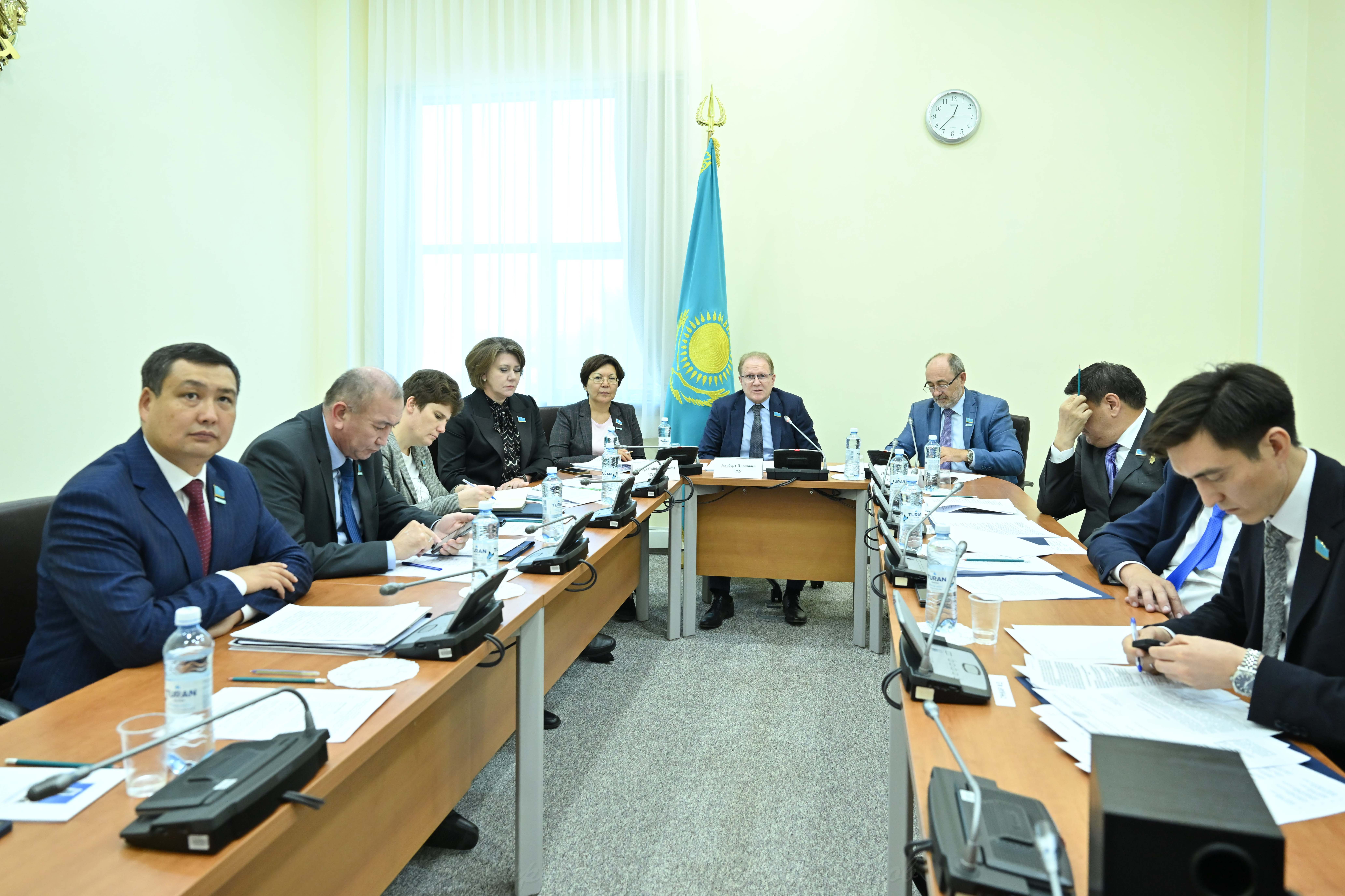 ҚР ПАРЛАМЕНТІ МӘЖІЛІСІ МЕН РФ МЕМЛЕКЕТТІК ДУМАСЫ АРАСЫНДАҒЫ ЫНТЫМАҚТАСТЫҚ БОЙЫНША
