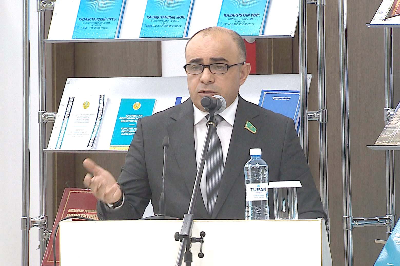 Международная научно-практическая конференция на тему: "Конституция Республики Казахстан - основа социальной модернизации общества и государства"