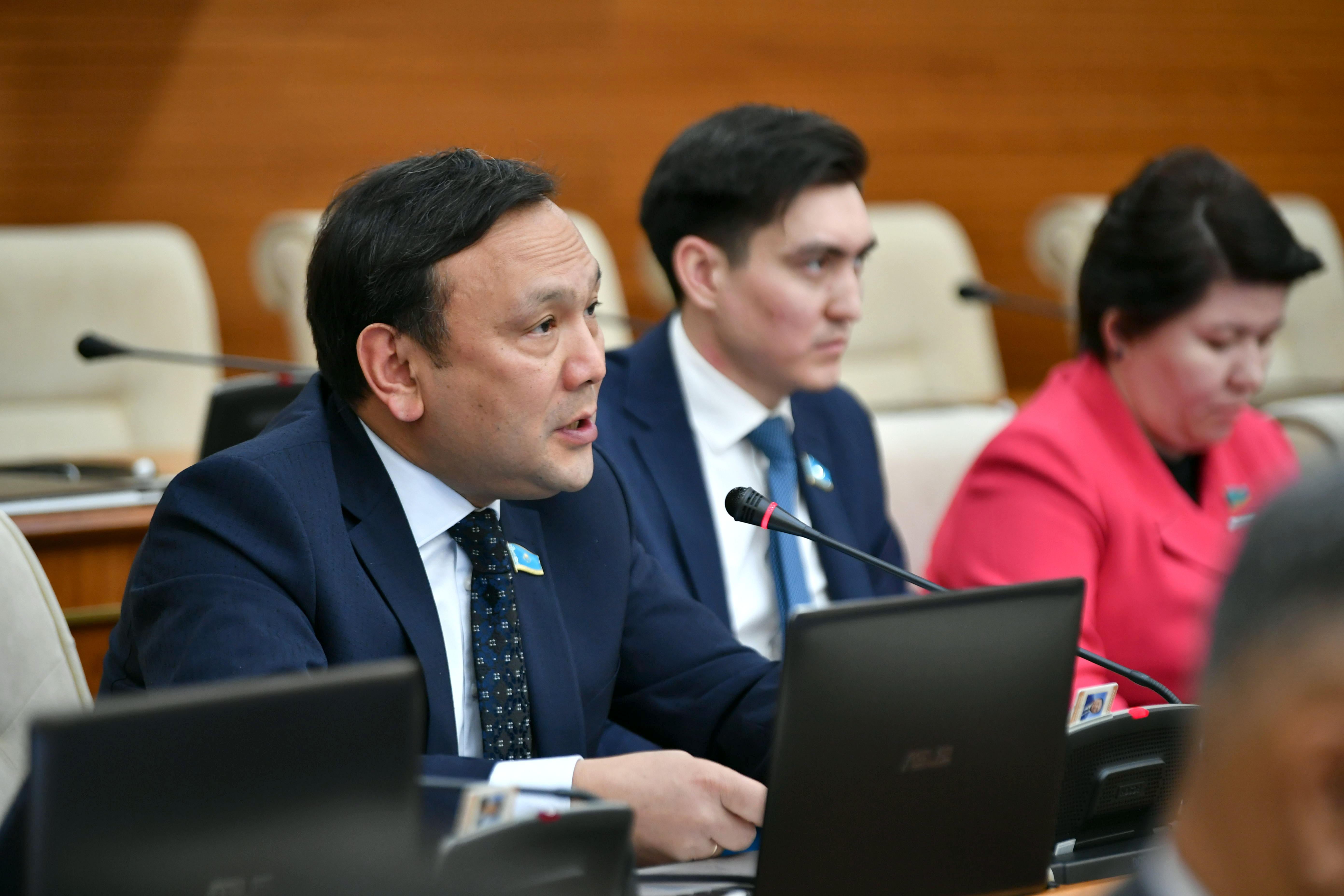 Кәсіпкерлерге түсетін қаржылық жүктемені азайту туралы