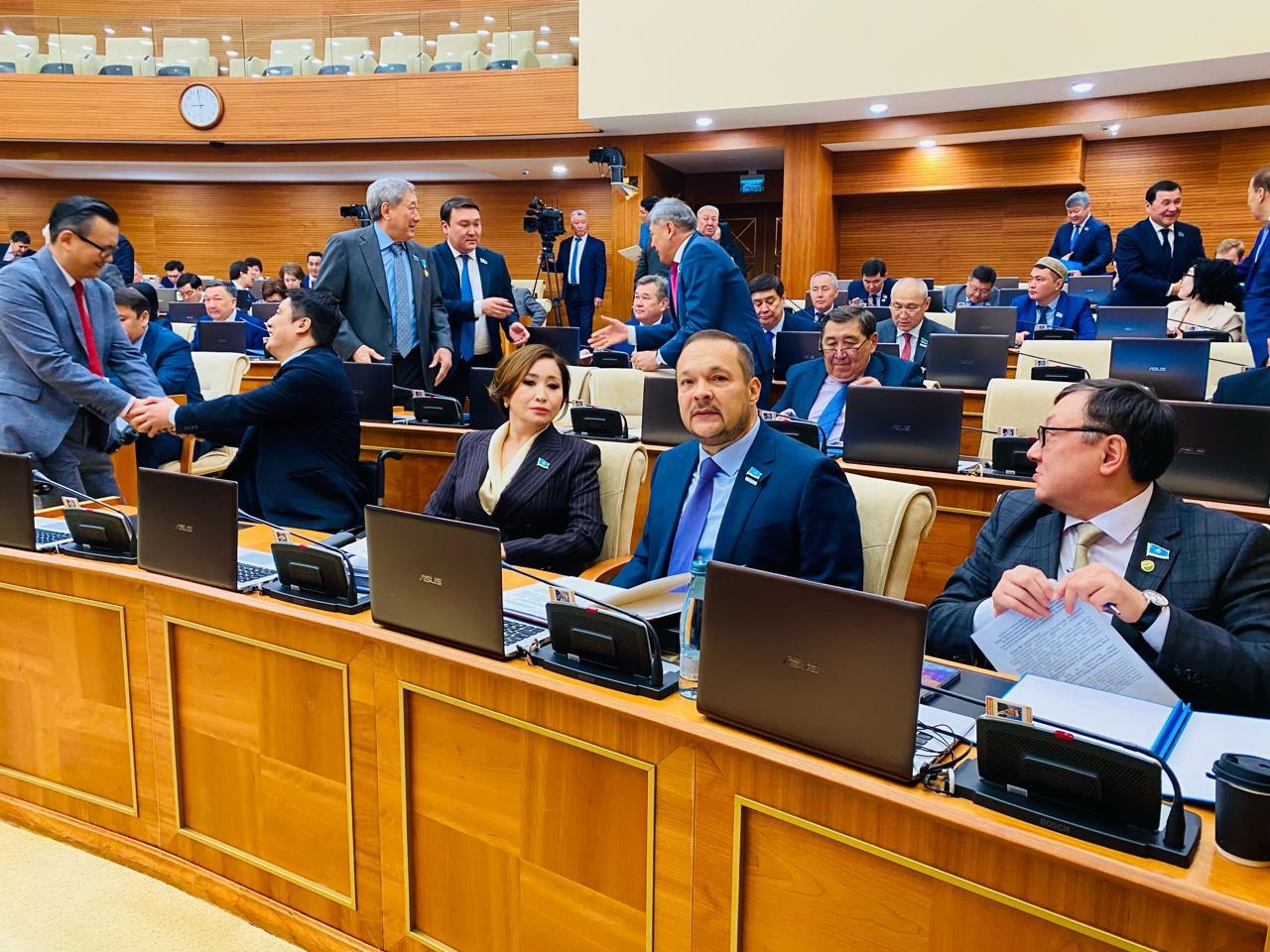 Қазақстан Республикасы Парламенті Мәжілісінің жалпы отырысында Қазақстан Республикасы Премьер-Министрінің орынбасарының атына