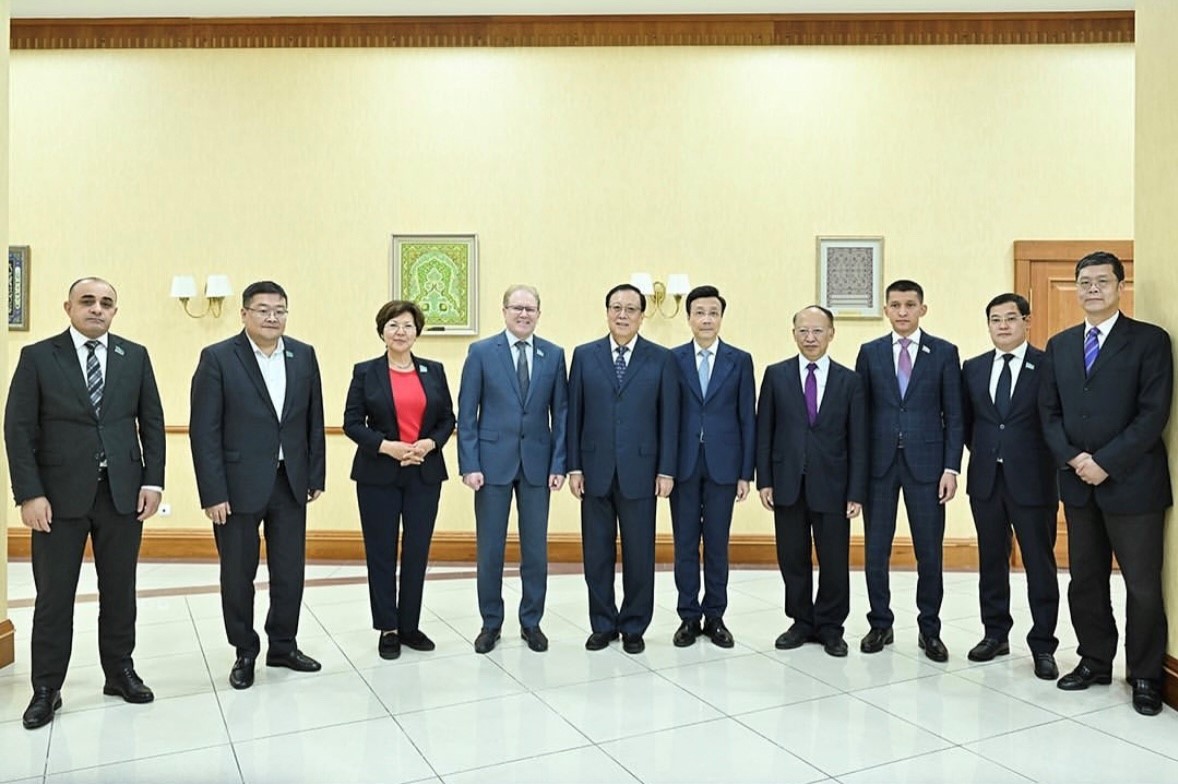 Вопросы казахстанско-китайского сотрудничества обсудили в Мажилисе