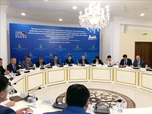 Выездное заседание Комитета  по экономической реформе и региональному развитию Мажилиса по вопросам совершенствования системы контроля и надзора в сфере архитектурно-строительной деятельности и водоснабжения (25-26 мая 2017 г. Западно-Казахстанская обл.)