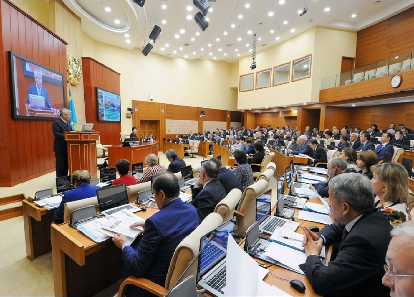 Выступление на правительственном часе на тему «О развитии туристской отрасли Республики Казахстан»