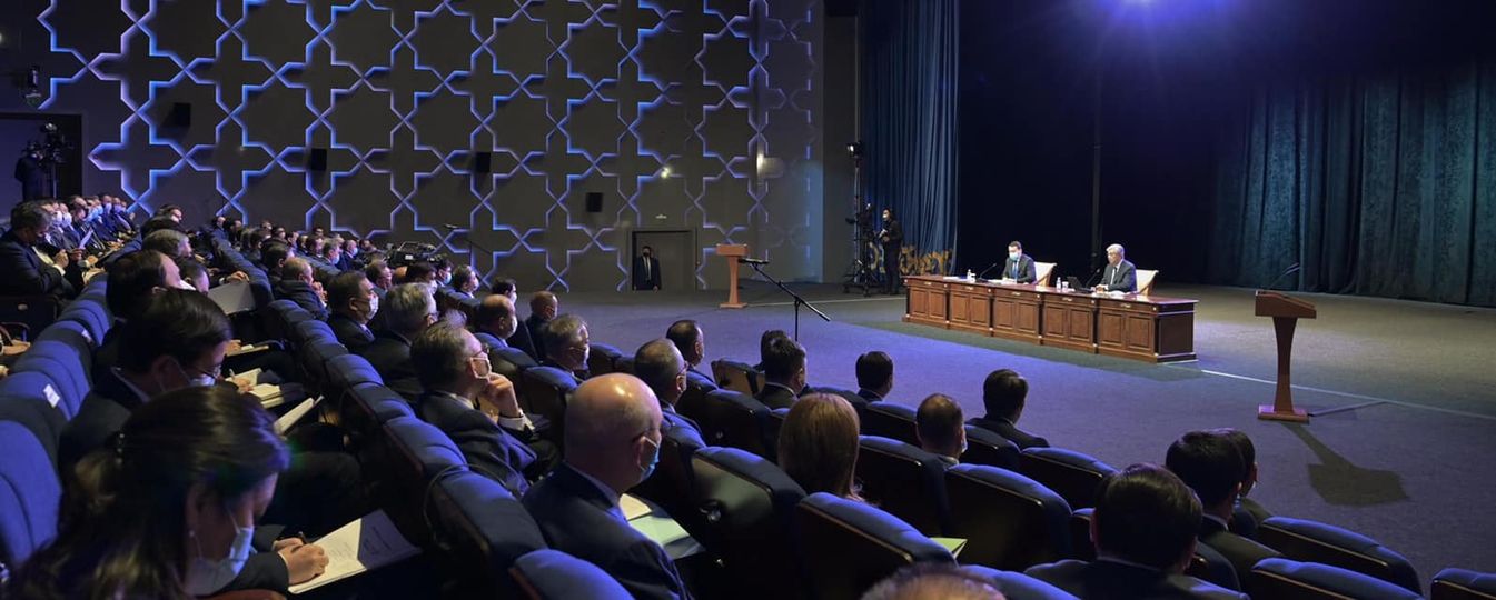 Президент Қасым-Жомарт Тоқаев отандық ірі бизнес өкілдерімен кездесті