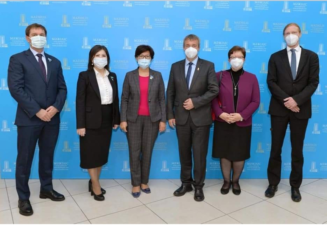 международное сотрудничество