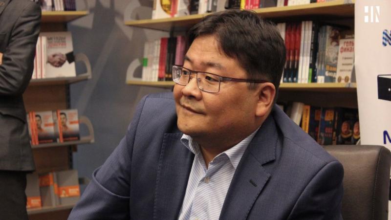 В каких случаях Казахстан закроет границу с Россией, ответил Айдос Сарым