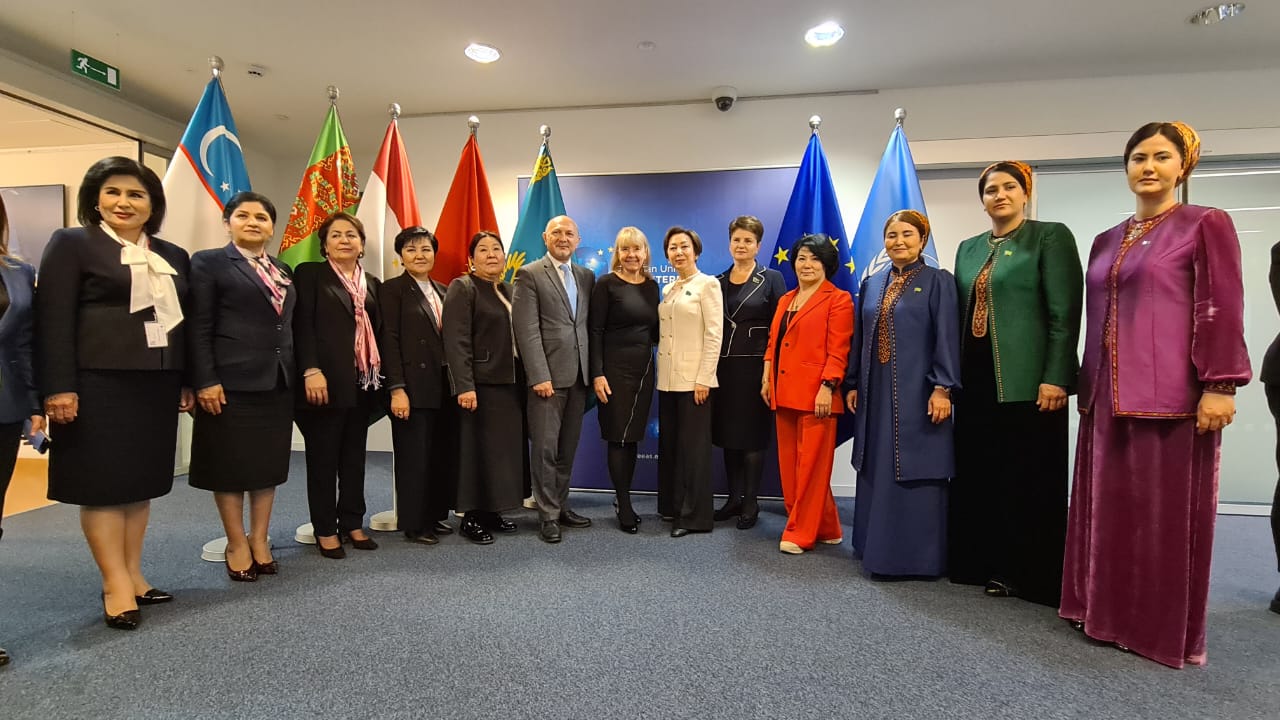совместный визит по обмену опытом ООН-ЕС для Диалога женщин-лидеров Центральной Азии в учреждениях ЕС