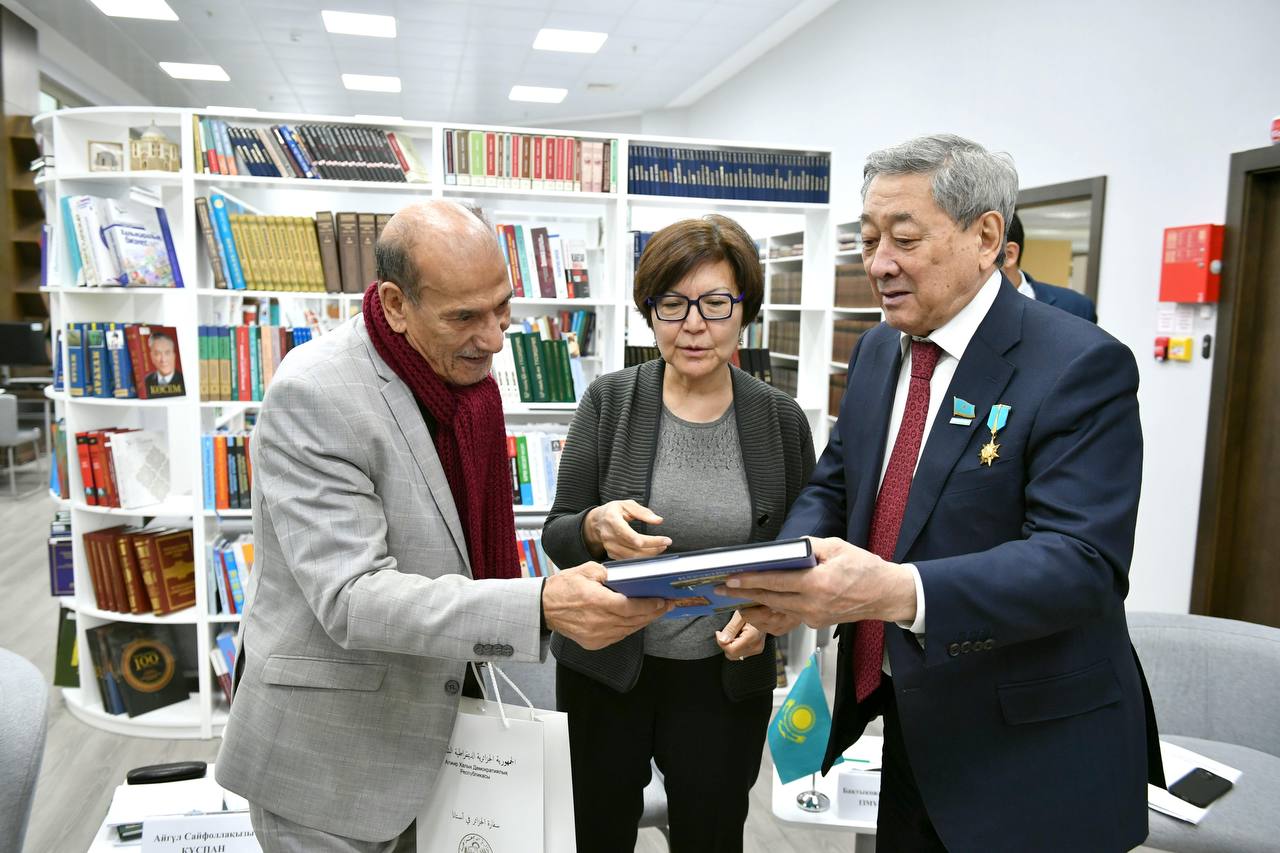 Встреча с Чрезвычайным и Полномочным Послом Республики Алжир в Казахстане Камал Фенишем.