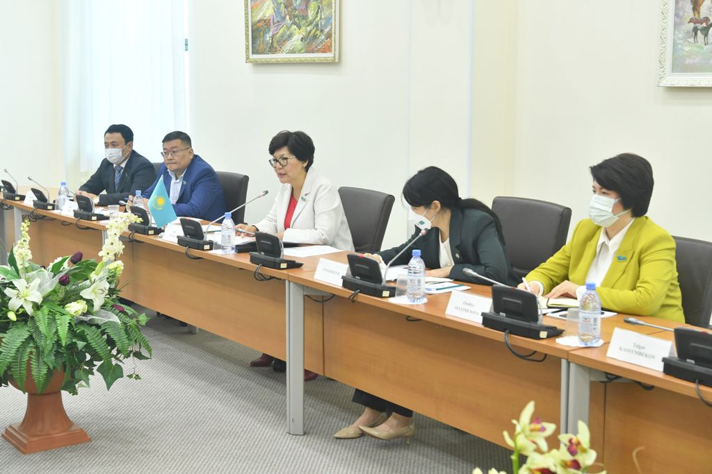 Встреча  с членами делегации Национальной Ассамблеи Республики Корея