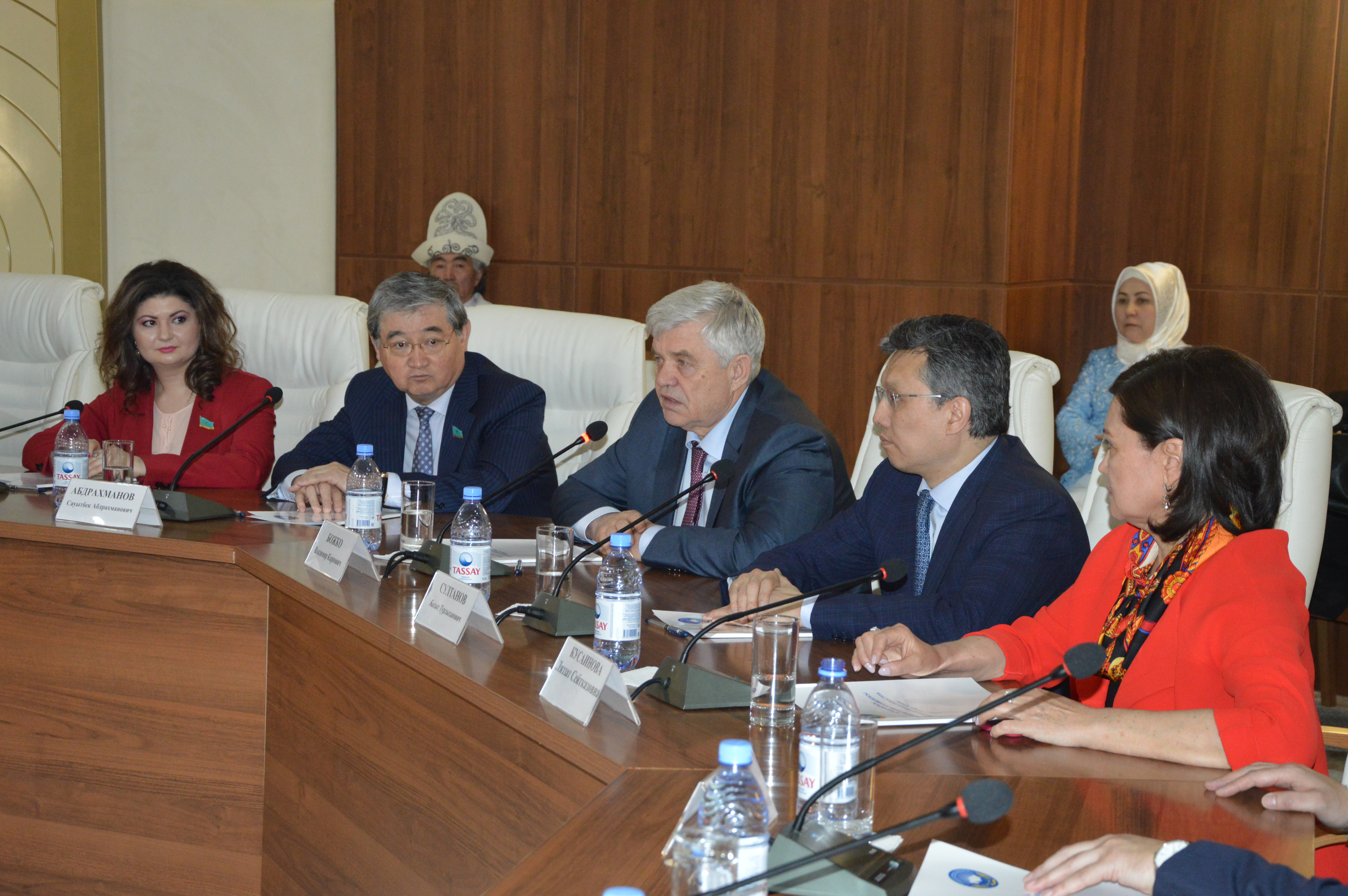 Ұрпақтан ұрпаққа