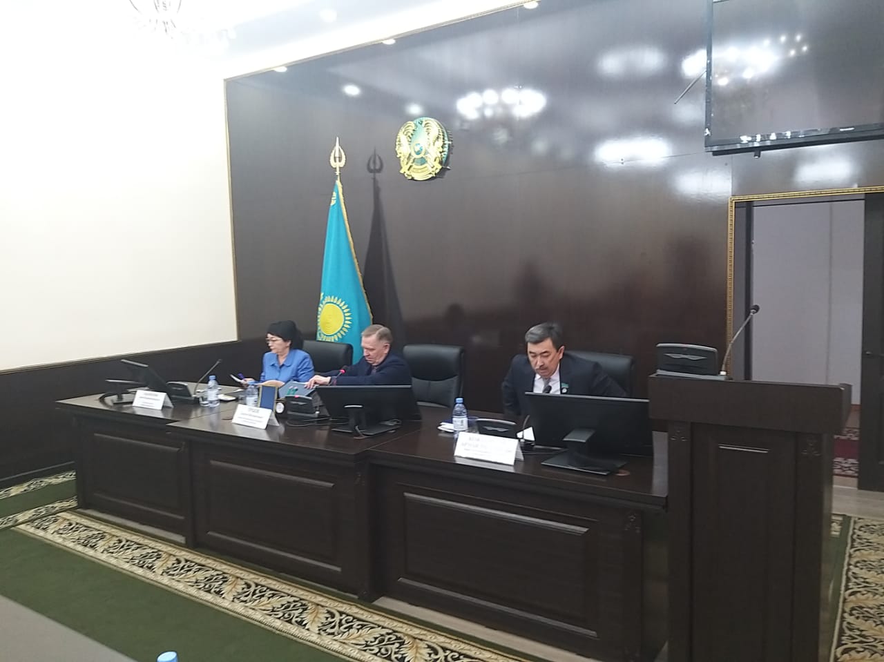 Встреча с членами фракции партии "Nur Otan" в Жезказганском городском маслихате 08 января 2020 года 