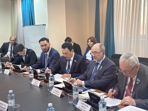 Қазақстан Республикасы Парламенті Мәжілісінің  Аграрлық мәселелер комитетінің  отырысы