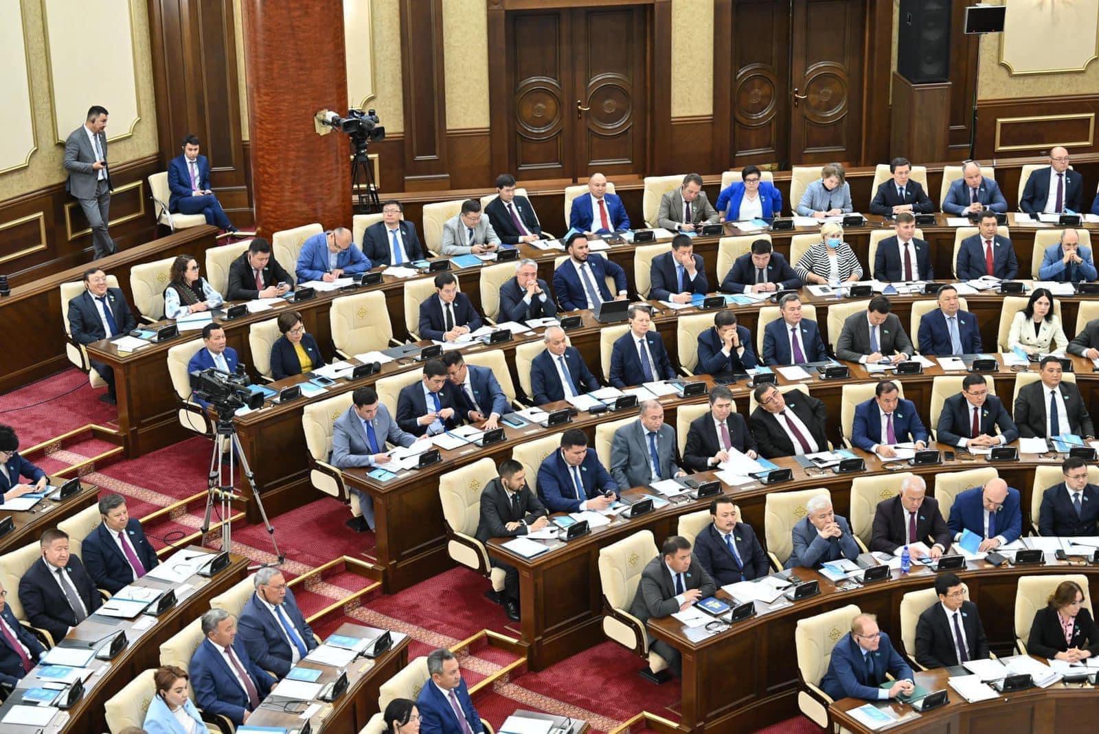 VIII сайланған Парламенттің бірінші сессиясының жұмысының қорытындысы