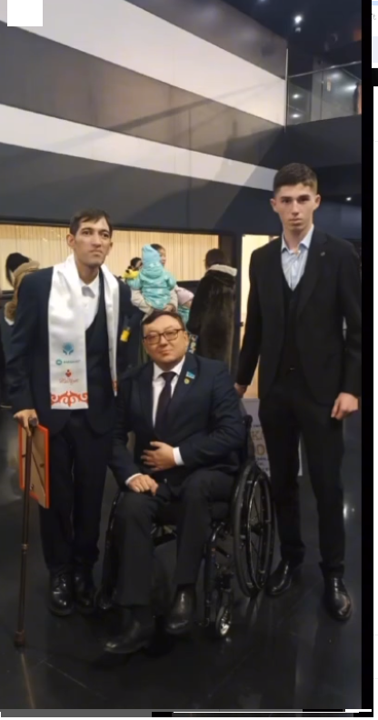  Астана қаласындағы Бейбітшілік және Келісім сарайында “AMANAT” партиясының “Кедергісіз келешек” партиялық жобасы аясында жыл сайынғы “Жан Шуақ” қоғамдық сыйлығын беру рәсіміне шақыруымен арнайы болып қайттым. 