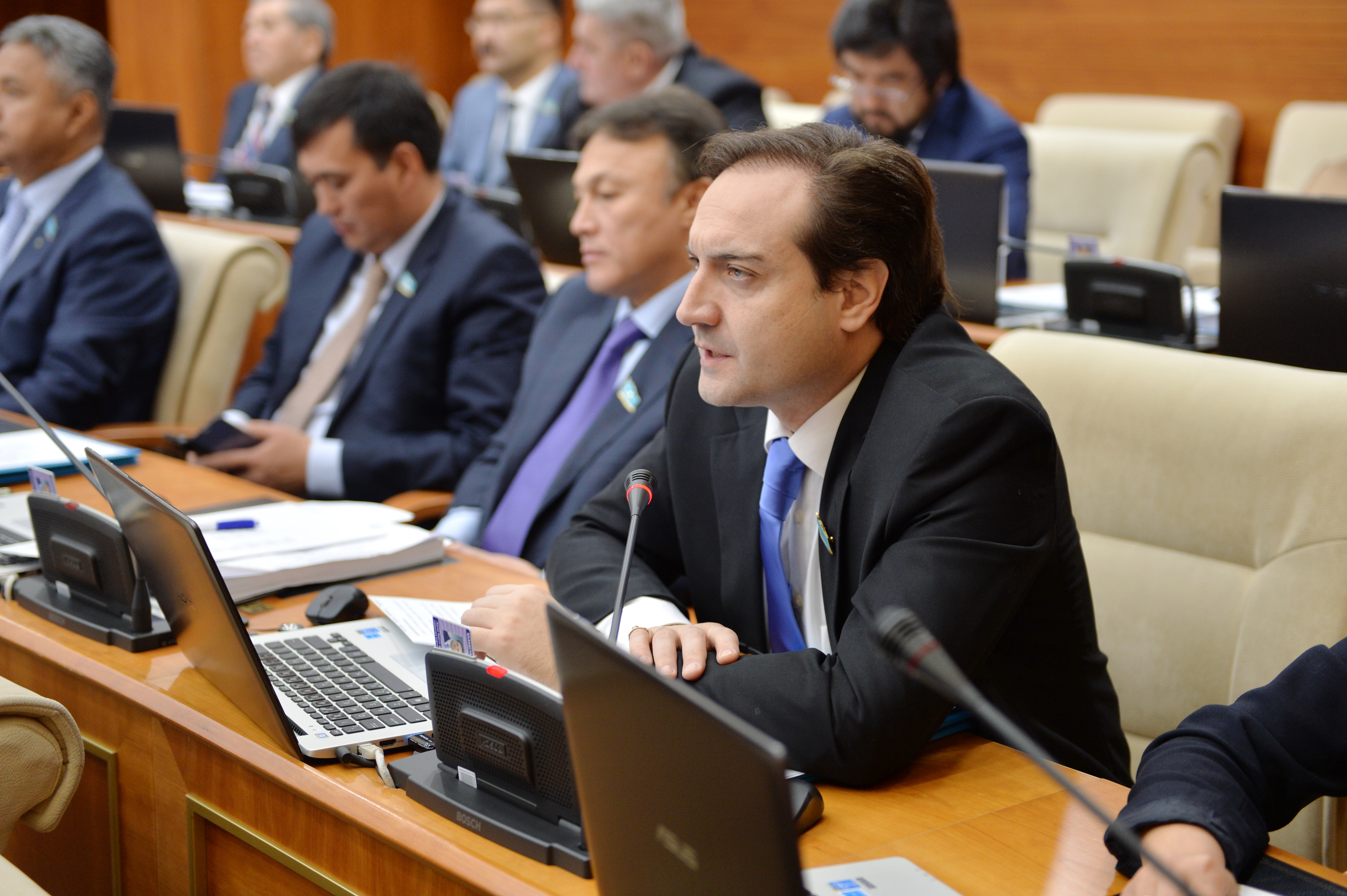 Пленарное заседание Мажилиса Парламента Республики Казахстан 