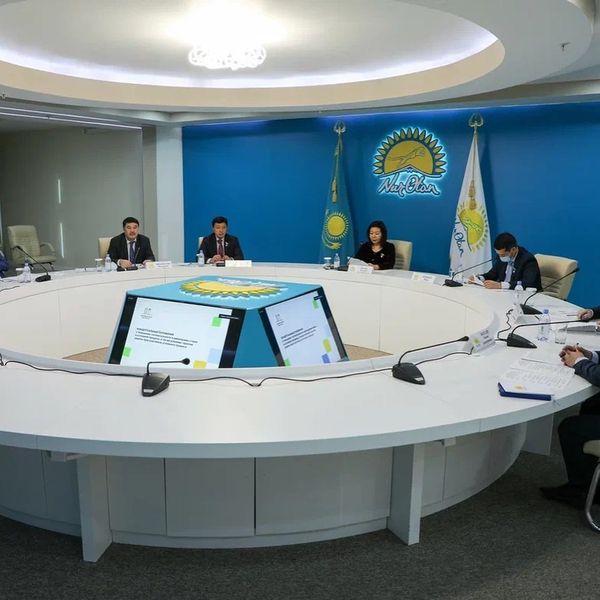 25 ноября состоялось очередное расширенное заседание Правового совета при партии Nur Otan в формате круглого стола
