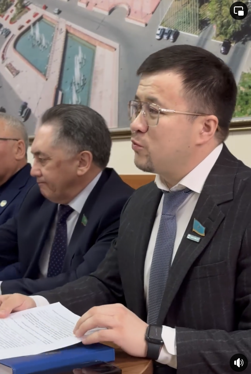 Бүгін ҚР Парламенті Сенатының депутаты, академик Алтынбек Нұхұлымен бірге Павлодар қалалық ардагерлер кеңесі өкілдерімен кездесу өтті