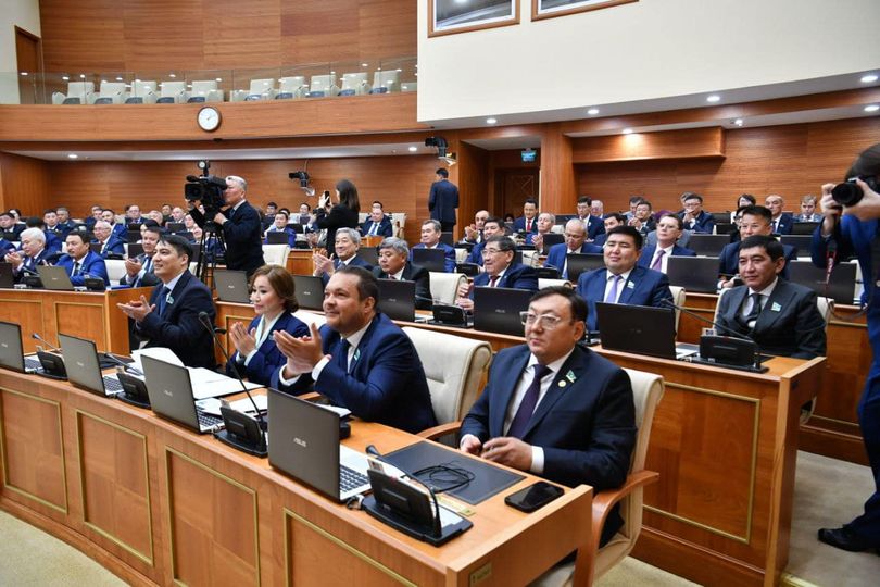 Қазақстан Республикасындағы мүгедектігі бар жандардың проблемасына қатысты