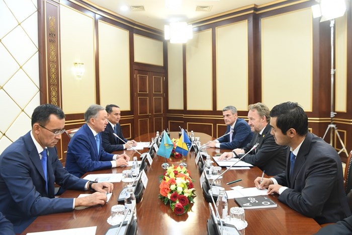 В Мажилисе состоялась встреча Н.Нигматулина с Президентом Боснии и Герцеговины