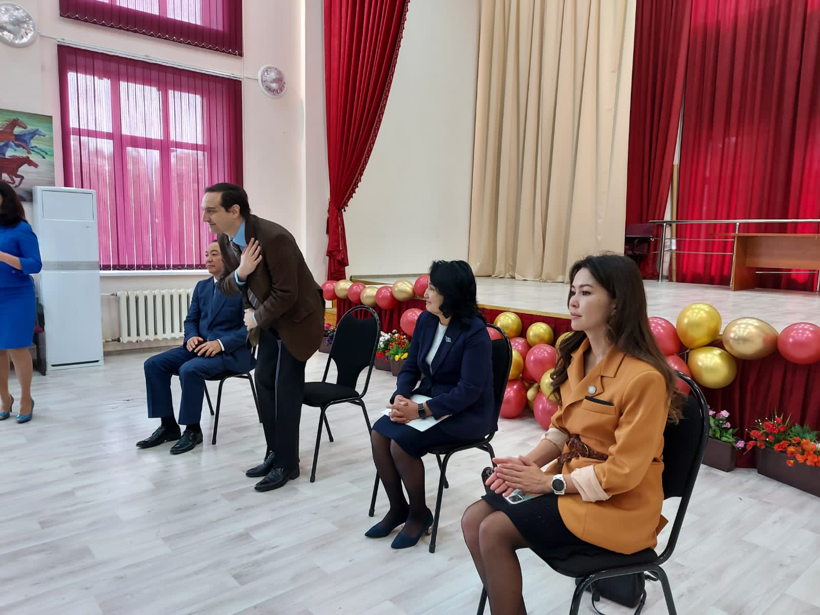 Встреча с трудовым коллективом школы- гимназии № 94 по разъяснению Конституционной реформы Президента