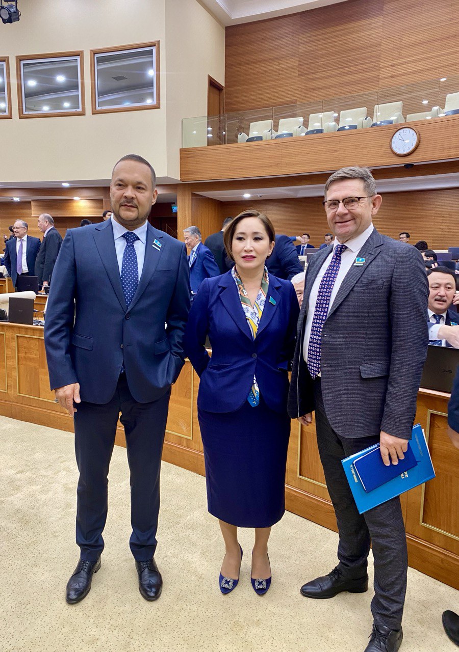 ҚАЗАҚСТАН РЕСПУБЛИКАСЫ ПАРЛАМЕНТІ МӘЖІЛІСІНІҢ ЖАЛПЫ ОТЫРЫСЫ