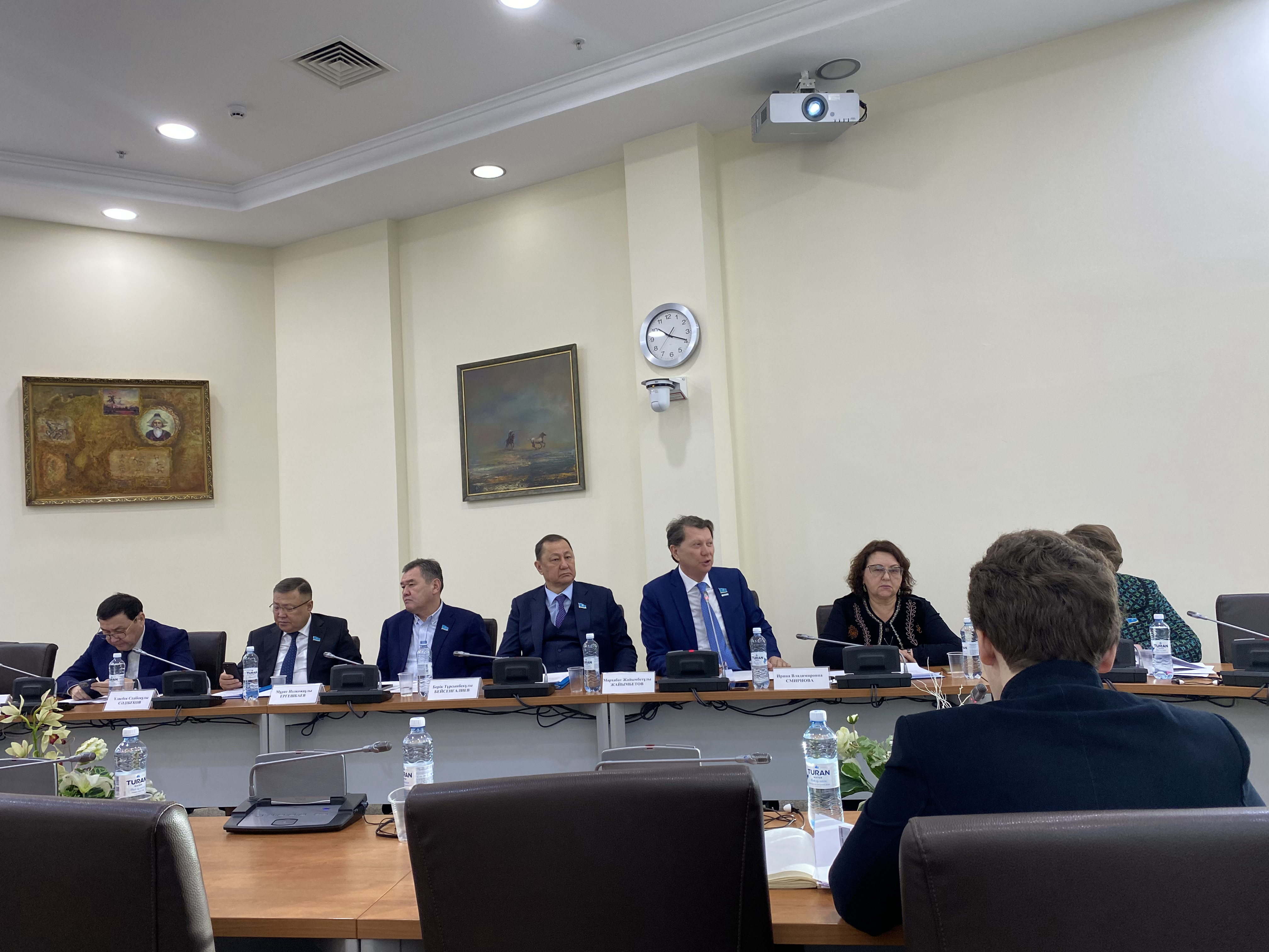 Қаржы және бюджет комитетінің отырысы