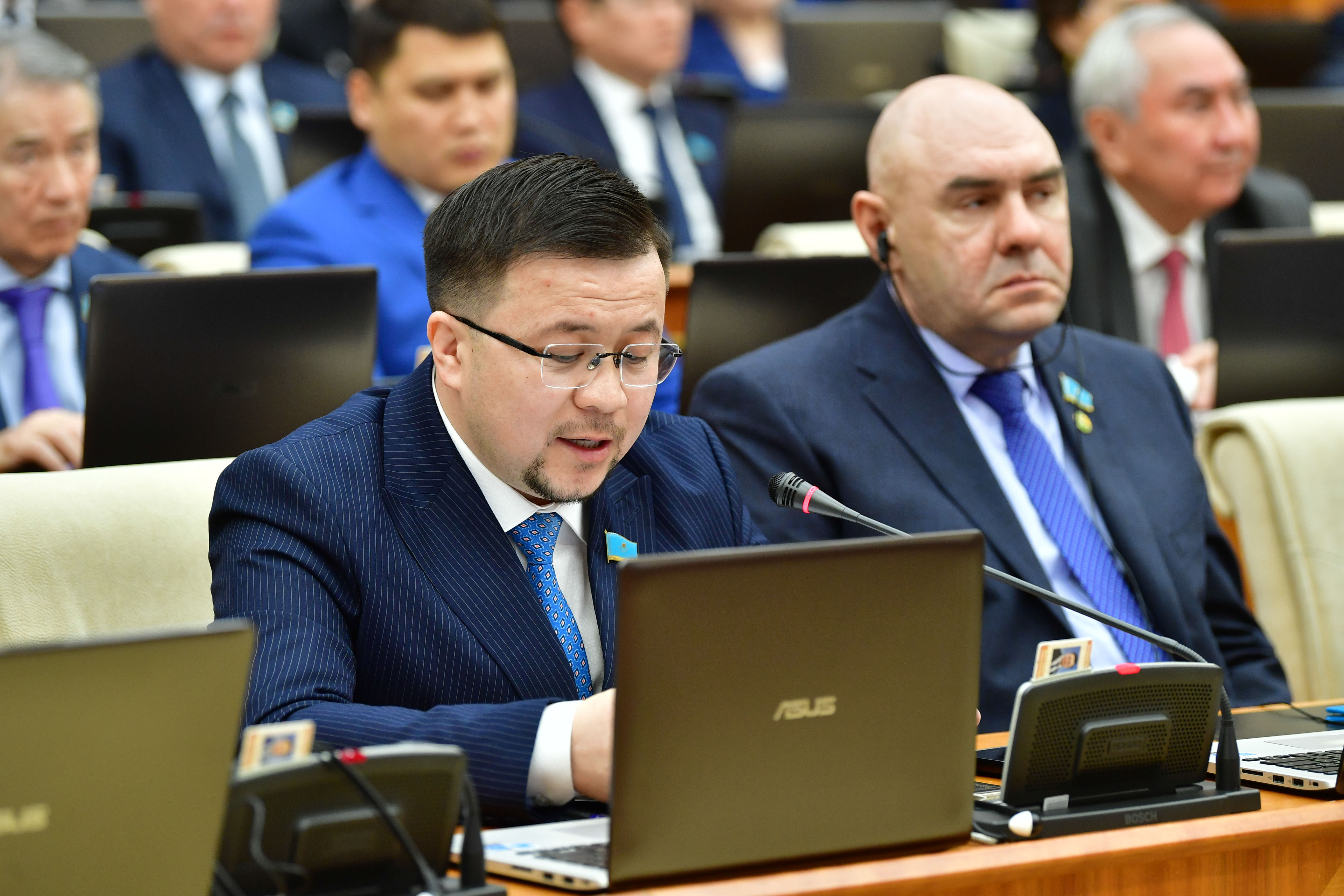 Павлодар облысы Екібастұз қаласында жылыту қазандықтарын жөндеуге қаражат бөлу туралы депутаттық сауал және Үкіметтің жауабы