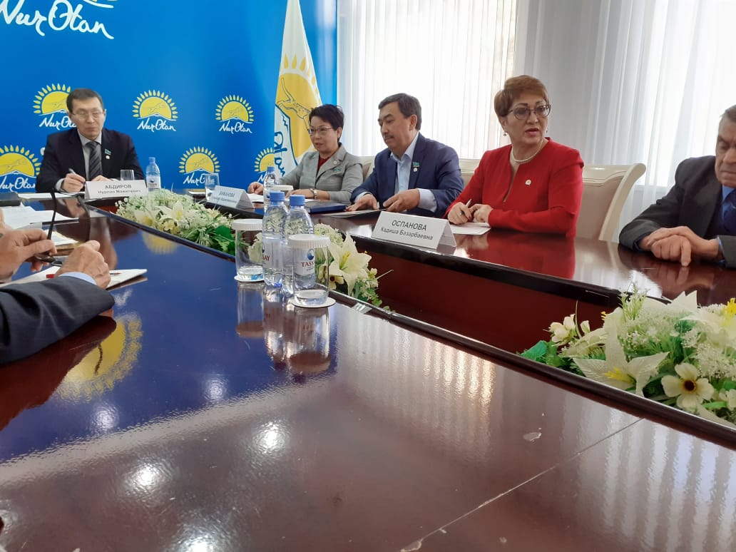 Прием граждан в Карагандинском представительстве при партии "Nur Otan" при ТОО "Казахмыс" 5 января 2020 года 