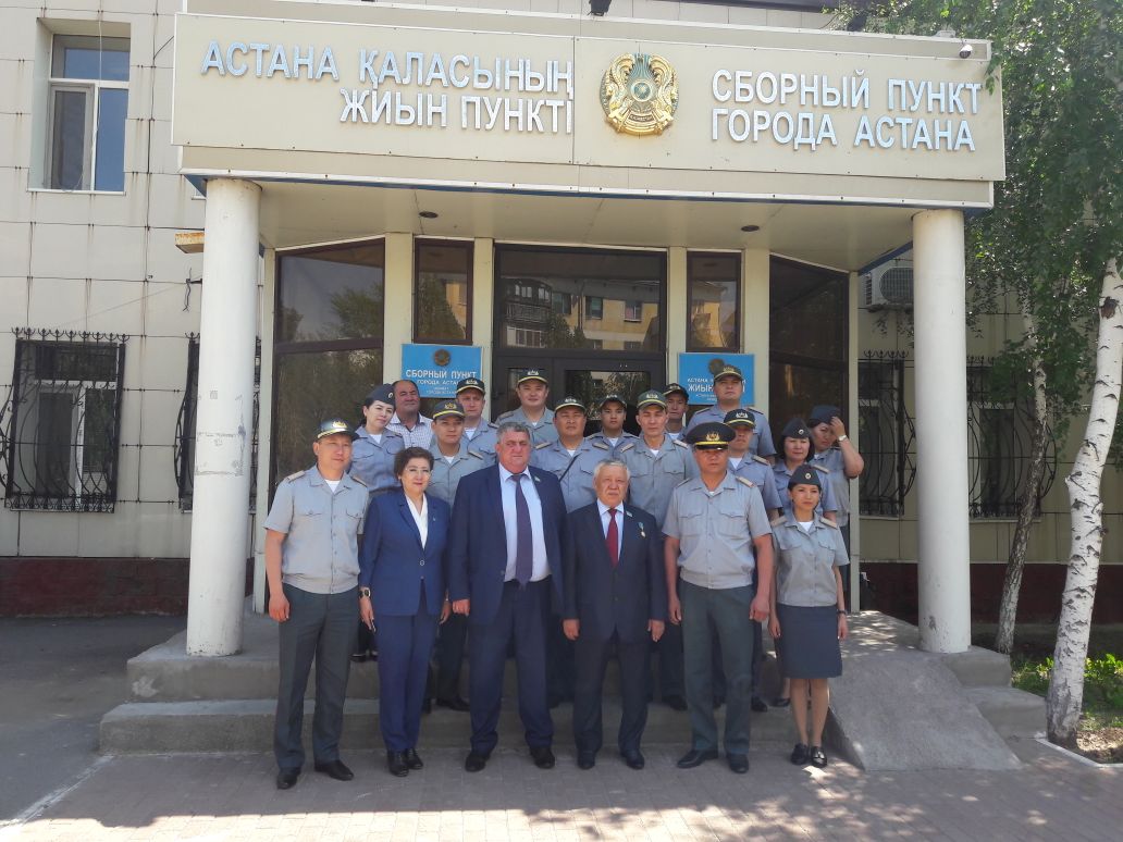 Депутаты Мажилиса Парламента РК посетили Департамент обороны города Астана
