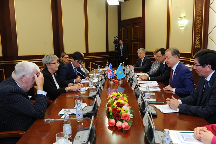 Н.Нигматулин: казахстанские депутаты заинтересованы в укреплении сотрудничества с британскими коллегами