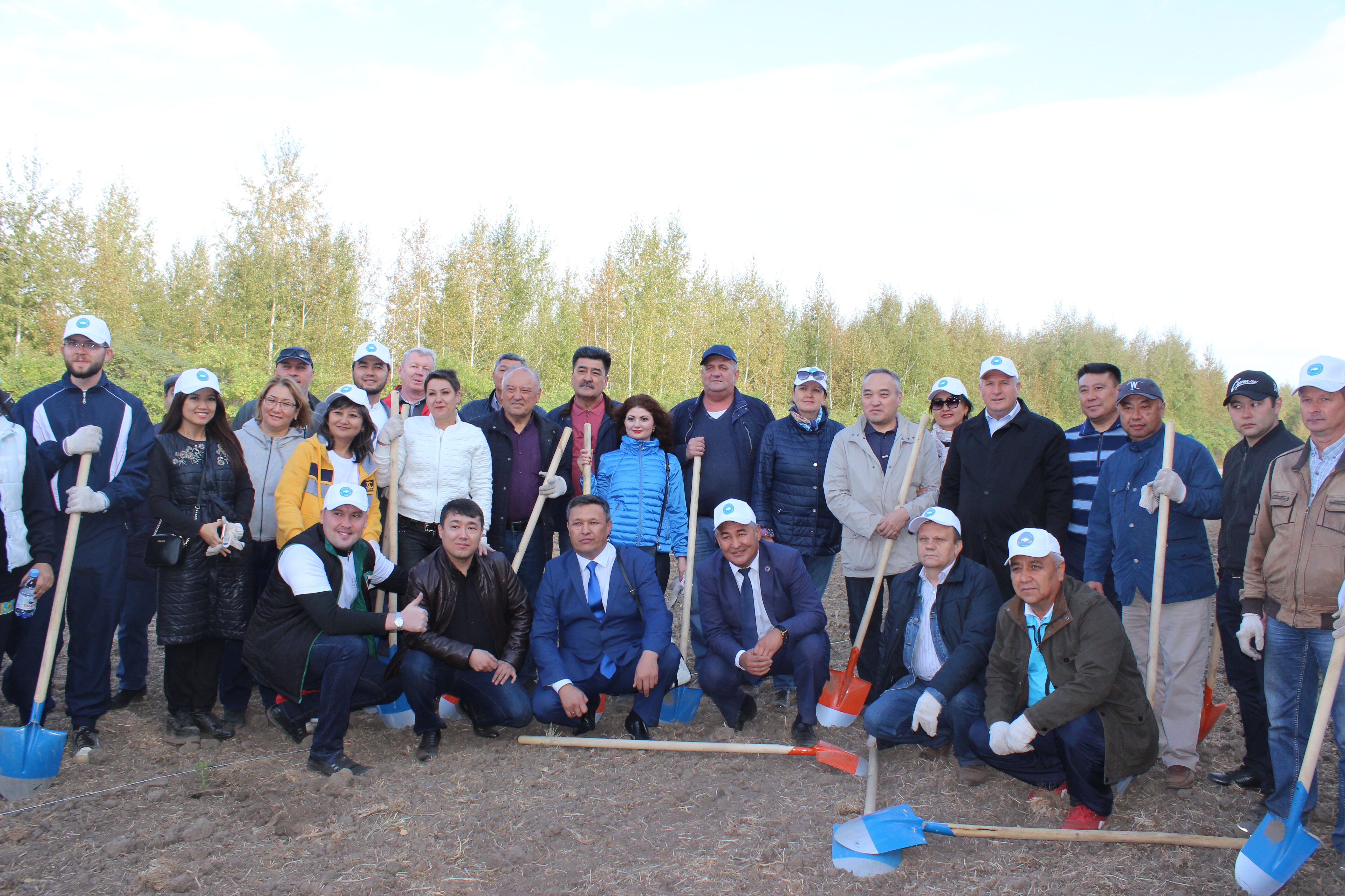 7 сентября 2017 года прошла экологическая акция Ассамблеи народа Казахстана "Зеленый пояс Астаны"