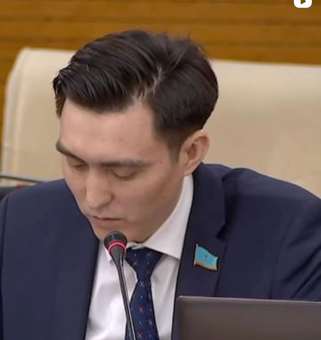 Қазақстан Республикасы Парламенті Мәжілісінің «Есірткі қылмысына қарсы іс-қимыл жөніндегі шаралар туралы»  тақырыбындағы Үкімет сағатында  депутат И.Е.Сұңқар сөз сөйледі