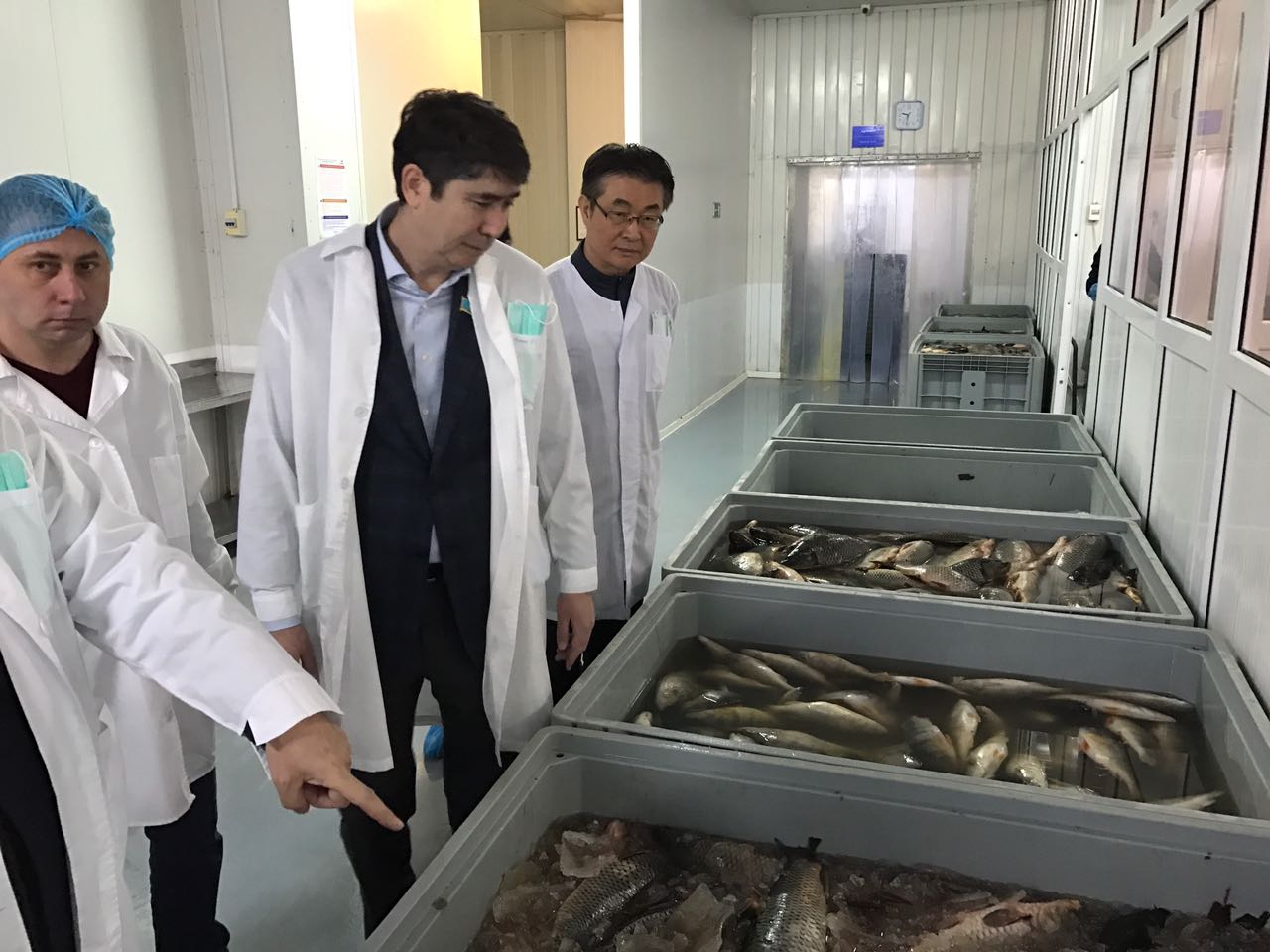 Депутат Барлыбаев посетил Капшагайский  рыбоперерабатывающий завод