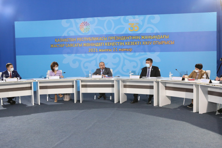 Депутат Мажилиса Парламента РК Е.Бейсенбаев принял участие в очередном заседании Совета по молодежной политике при Президенте РК