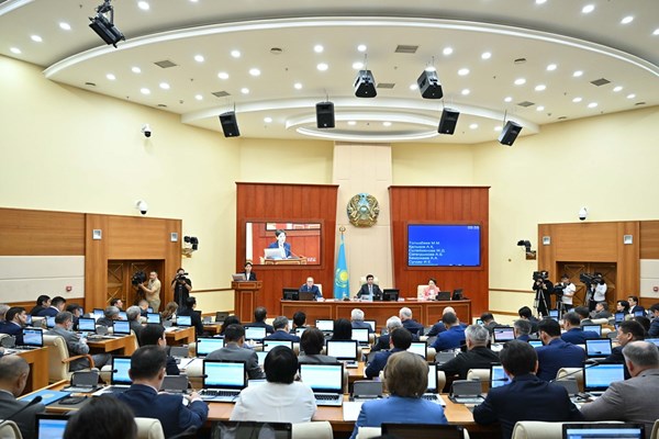 Мәжілістің жалпы отырысы