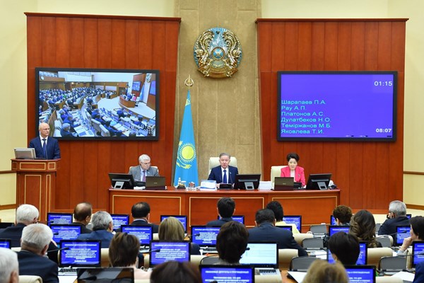 Мәжілістің жалпы отырысы