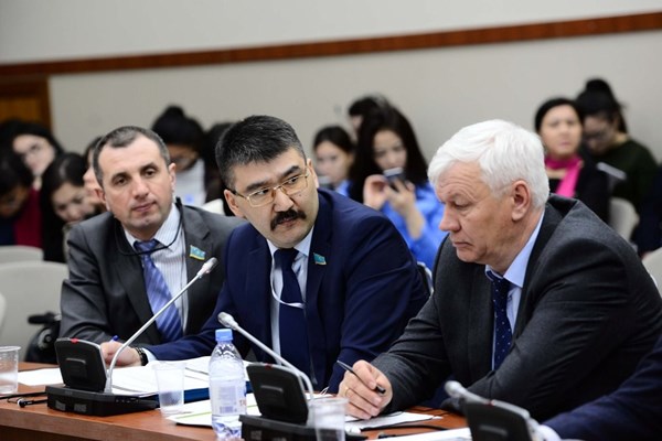 Заңжобасының таныстырлымдары