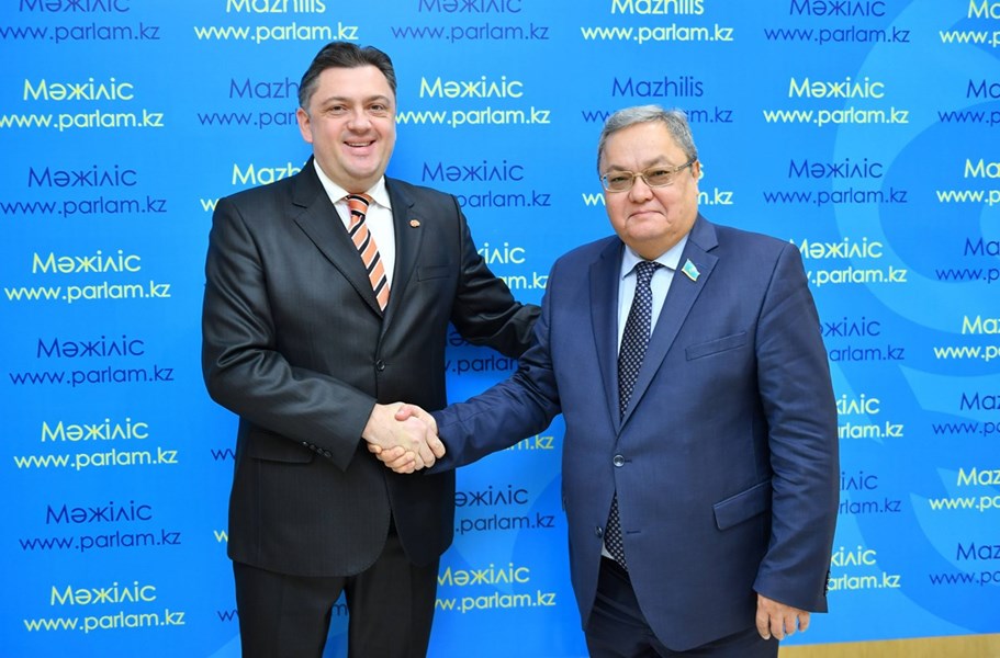 29.10.2018 Мажилис посетил Посол Македонии в Казахстане